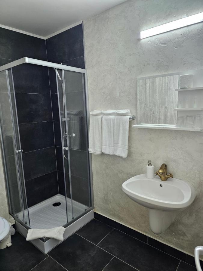 Palas Boutique Sighişoara Habitación foto